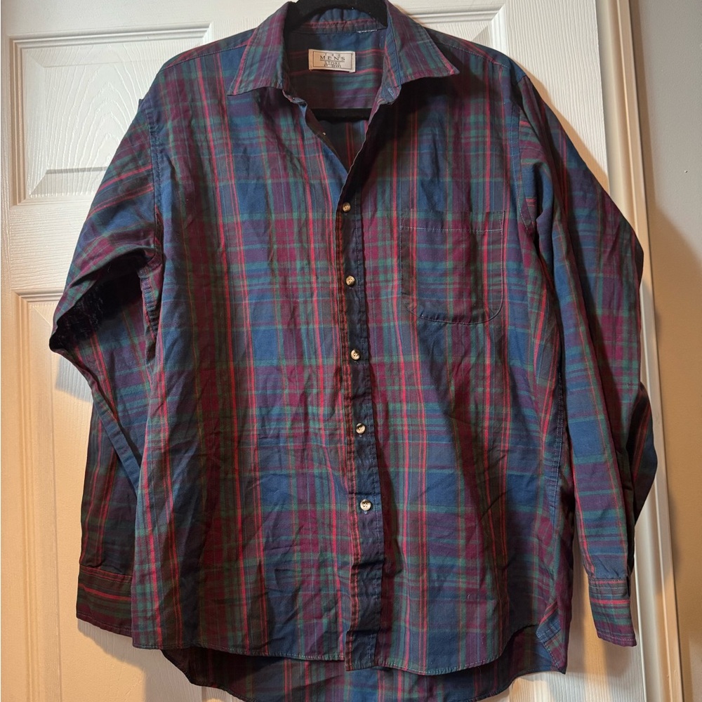 XL Men's Store Casual Plaid Button Down Shirt - Blue and Red